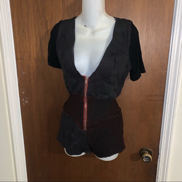 Cheeky Romper 🍑 See info. - Picture 4 of 17